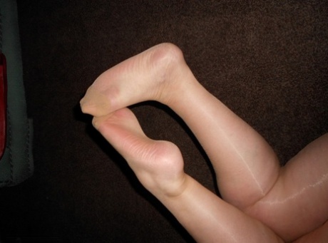 Fat amateur Valgasmic Exposed models sheer pantyhose over top of her underwear