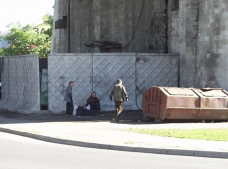 White girl fucks a homeless military man in the privacy of long grasses