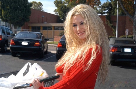 Middle-aged blonde Victoria Givens goes grocery shopping before a fuck