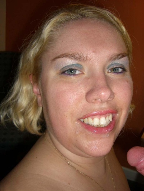 Older blonde Barby sucks off a cock after getting naked in a hotel room