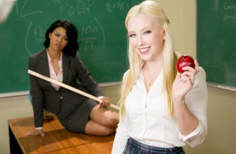 Hot blonde schoolgirl baring tiny tits & teacher baring hot ass in classroom
