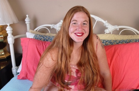 Amazingly-looking fatty mature Keno shows her giant natural tits