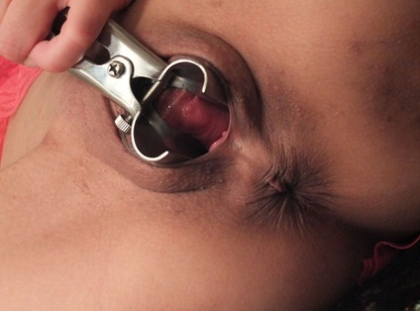 Asian MILF Rei Kitajima squirts while getting filled with a dildo & a speculum