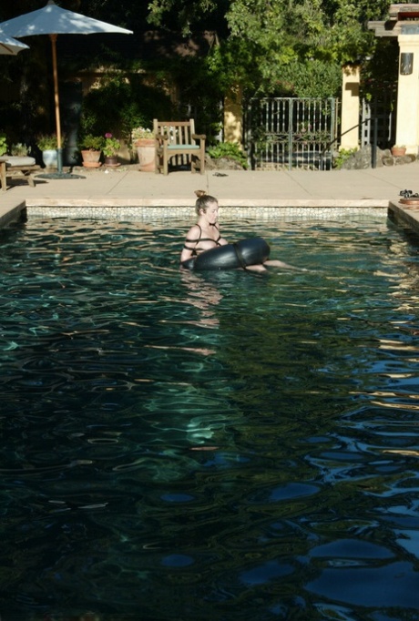 Water Bondage starring Chanta Rose, Jade MarXXX Naked Images