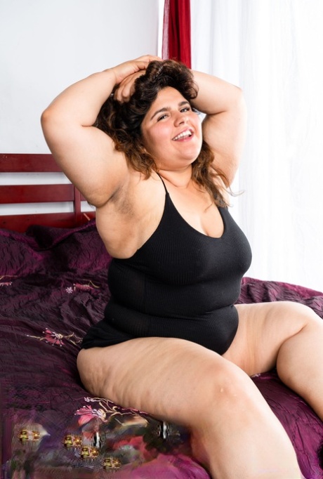 Slutty BBW Karla Lane spreads her hairy pussy & shows her butthole up close