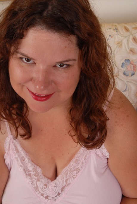 Fat European mature Shy exposes her huge body and poses in heels