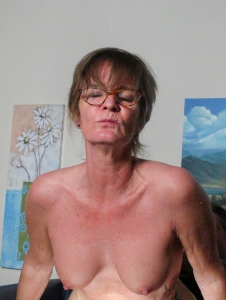 Perverted granny blows and humps a fat old man's dick on the sofa
