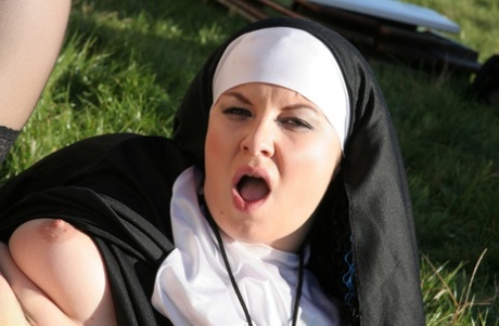 Horny nun in stockings Janine kneels to give a blowjob before outdoor sex