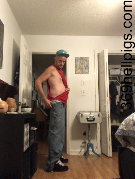 3 Hell Pigs Naked Gallery