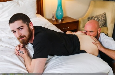 Hot gay dudes Killian Knox and Nick Milani pose before ramming each other